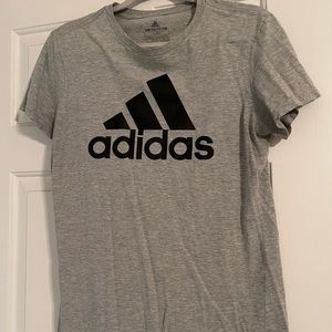 Adidas T-shirt